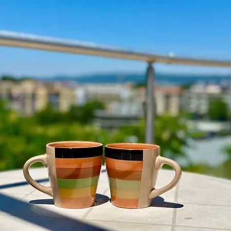 Apartman Large 2-bedroom With Living By Menada
