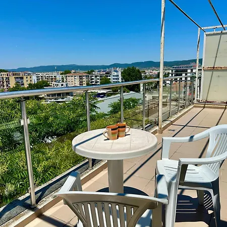 Lejlighed Large 2-bedroom With Living By Menada Sunny Beach